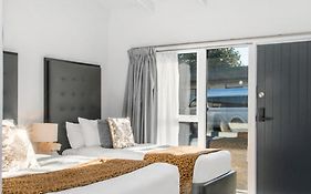 Middlemore Motel